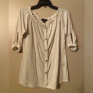 Brand Love button up blouse XL 84% polyester 14% linen 2% spandex Never worn